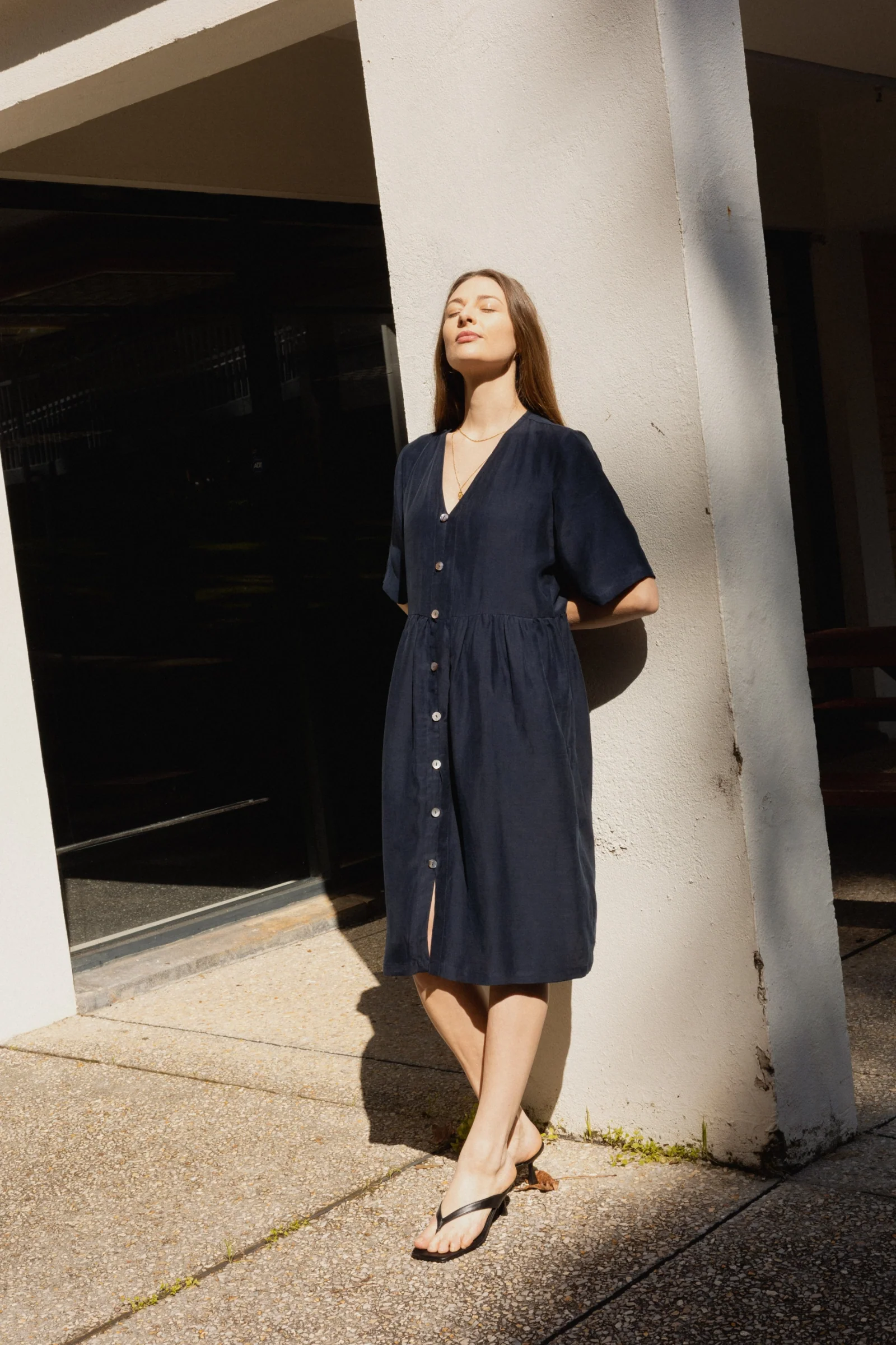 Button Front V Neck Dress | Navy - Barbeachs