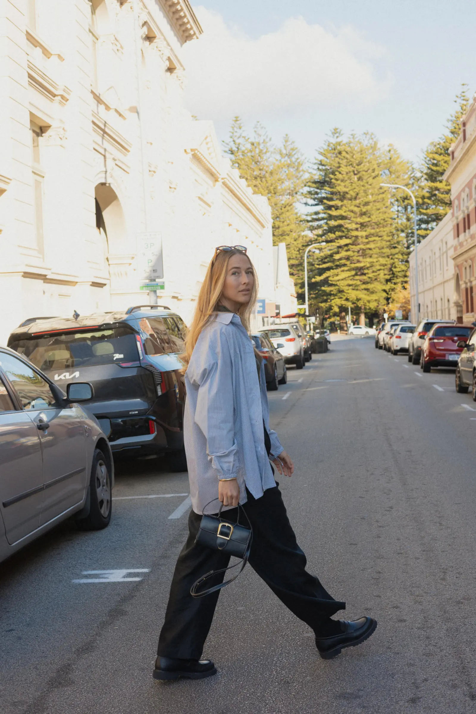 Tie-Sleeve Boyfriend Shirt - Barbeachs