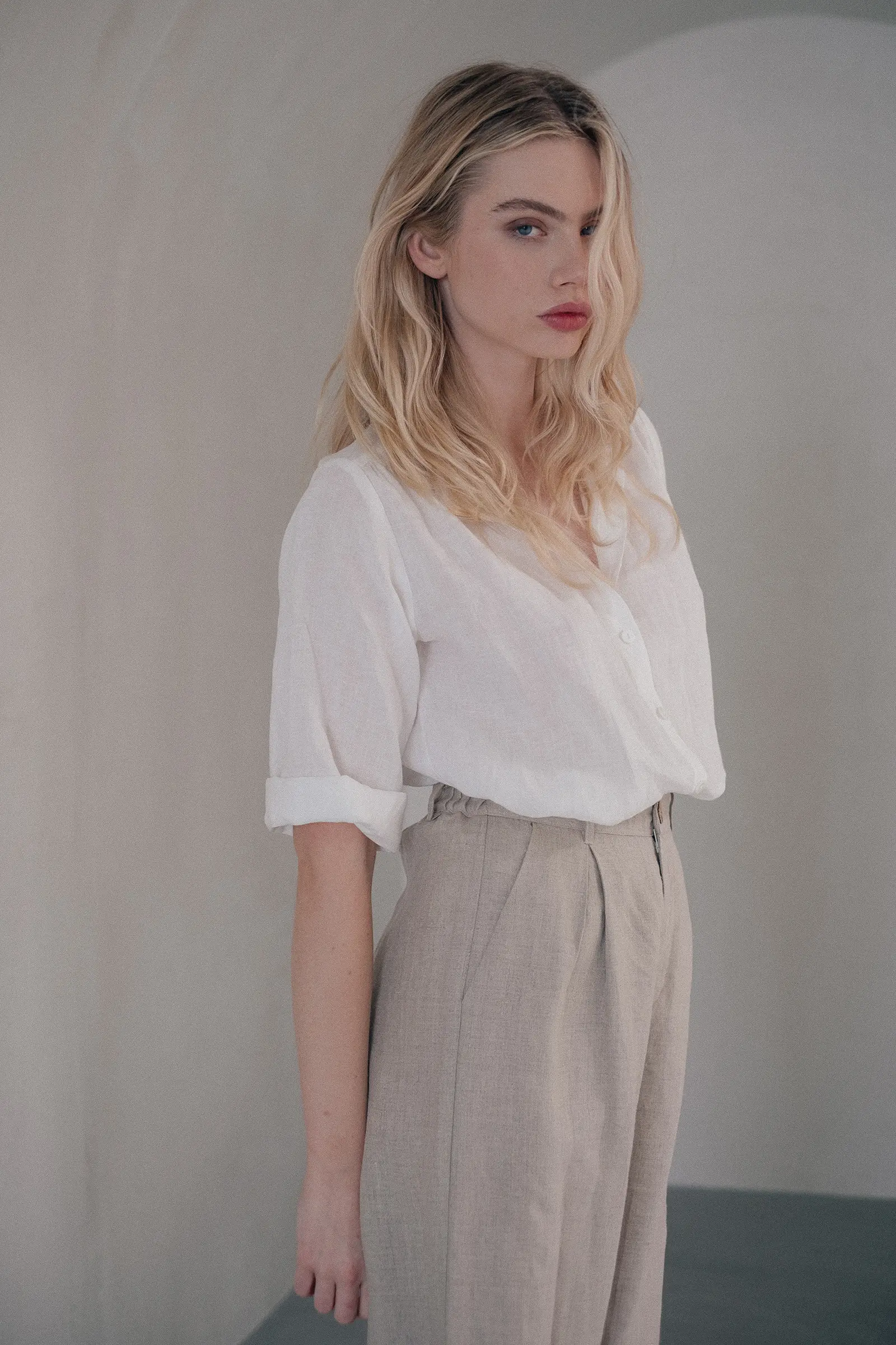 Very Useful Blouse | Chalk - Barbeachs